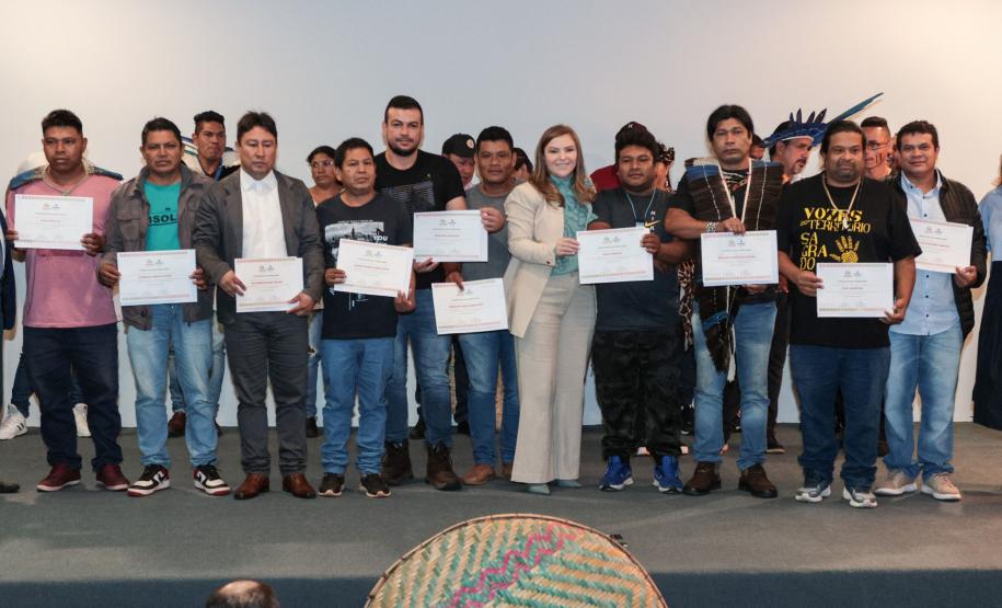 Primeiros conselheiros dos povos indígenas do Paraná são diplomados