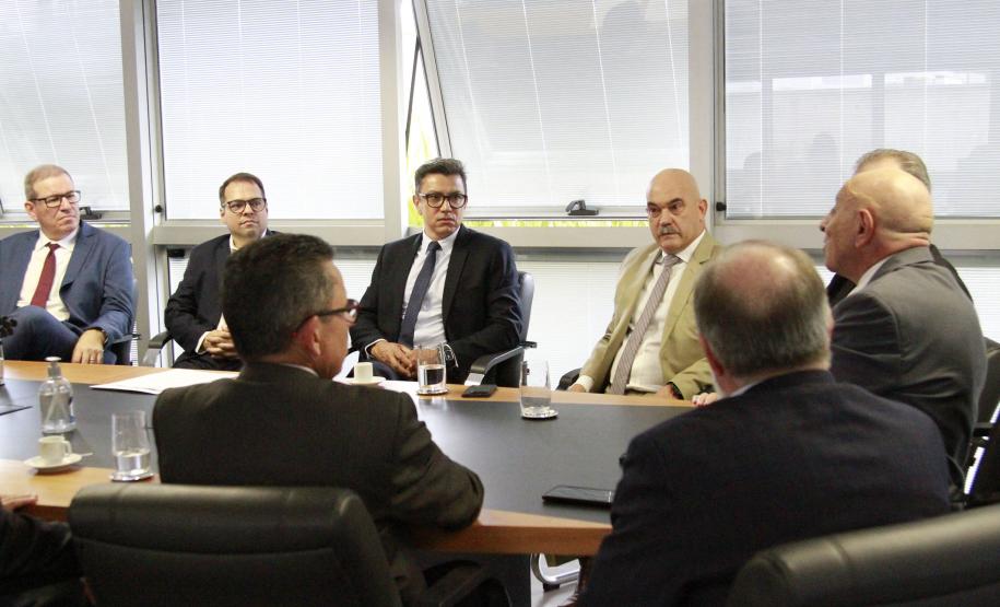 Estado e MPPR vão capacitar 700 universitários em transparência e controle social