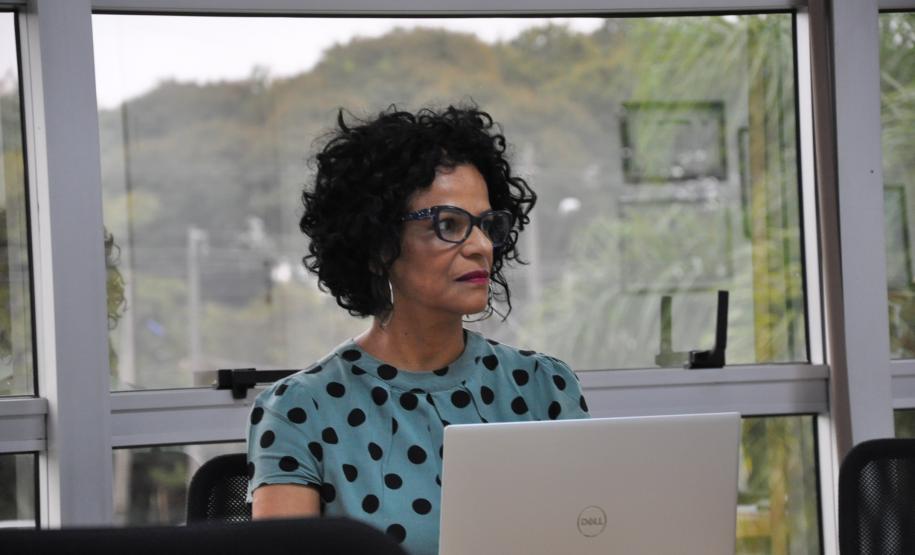 Pesquisadores e professores universitários debatem perspectivas raciais na ciência