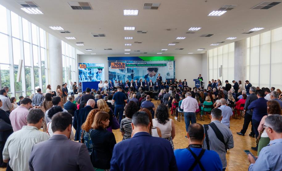 Governo libera R$ 212 milhões para obras em universidades estaduais e bolsas de estudo