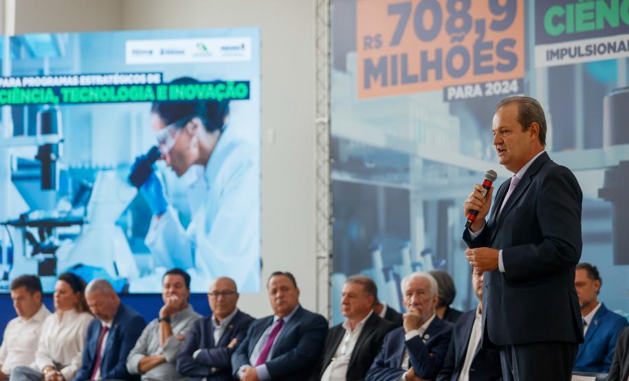 Ganhando o Mundo chega às universidades e levará alunos e professores para intercâmbios