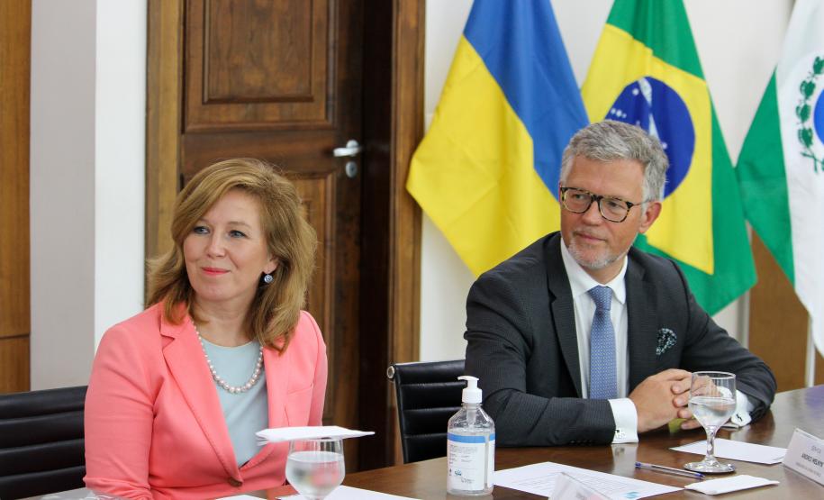 Piana recebe visita do novo embaixador da Ucrânia no Brasil e de cônsul da Coreia do Sul