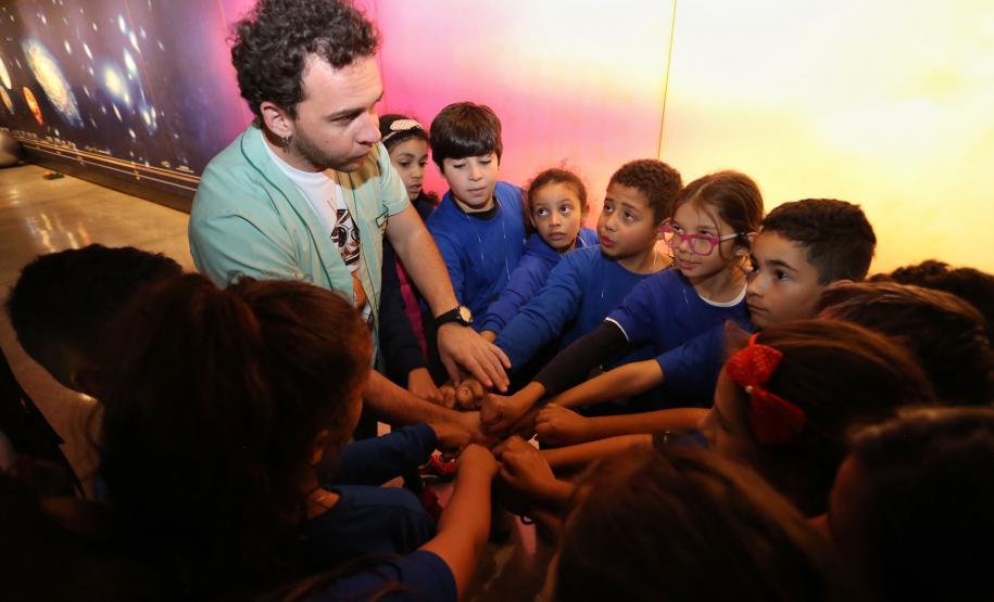 Professores da rede estadual podem participar de programa de formação em ciência cidadã