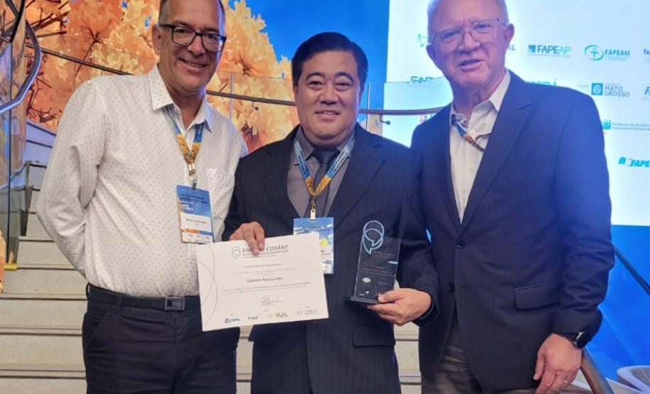 Fundação Araucária e pesquisador da UEL conquistam 1º lugar no Prêmio Confap