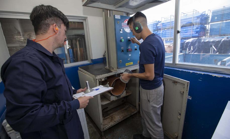 Tecpar avalia qualidade dos produtos de saneamento básico para empresas do setor