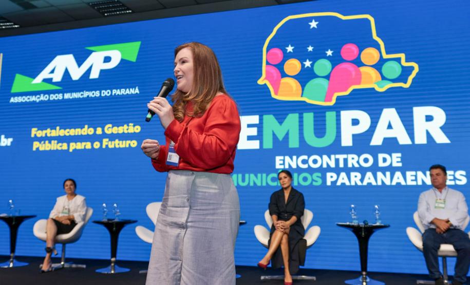 Estado apresenta políticas bem-sucedidas em todas as áreas no maior evento de prefeitos do Sul