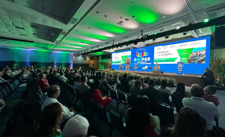Estado apresenta políticas bem-sucedidas em todas as áreas no maior evento de prefeitos do Sul