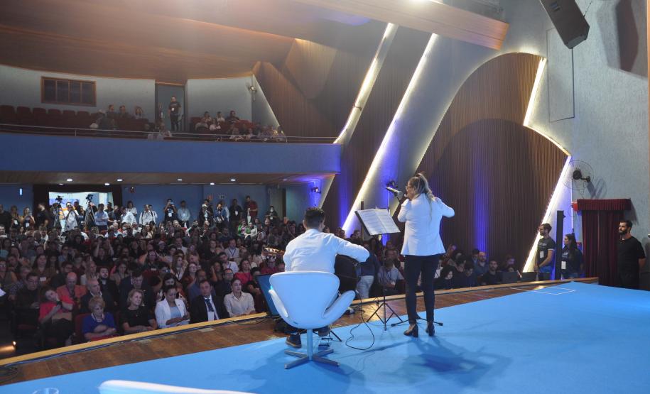 Comunidade científica debate diretrizes para a Ciência, Tecnologia e Inovação do Paraná