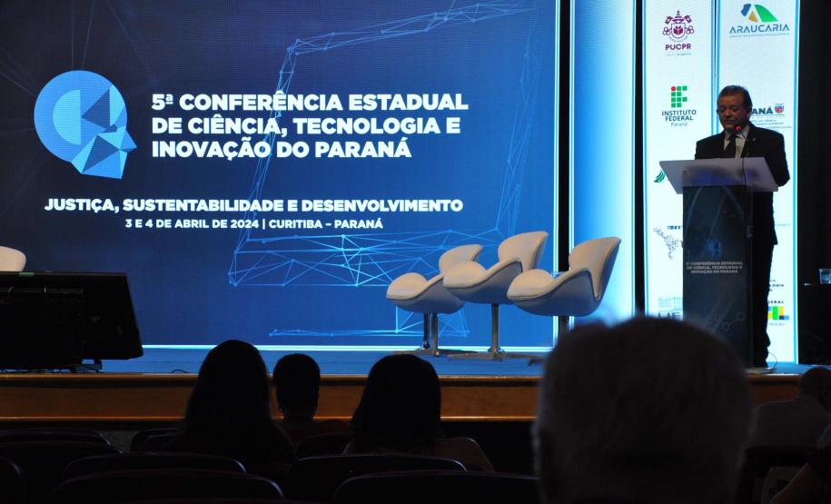 Conferência no Paraná aponta 150 sugestões para o desenvolvimento da ciência