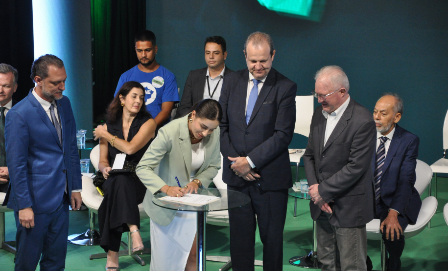 Estados do Sul debatem papel da ciência para economia e avanços sociais no Brasil