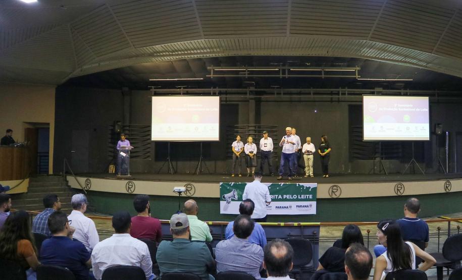 Estado apresenta novas medidas de apoio aos produtores de leite em Londrina