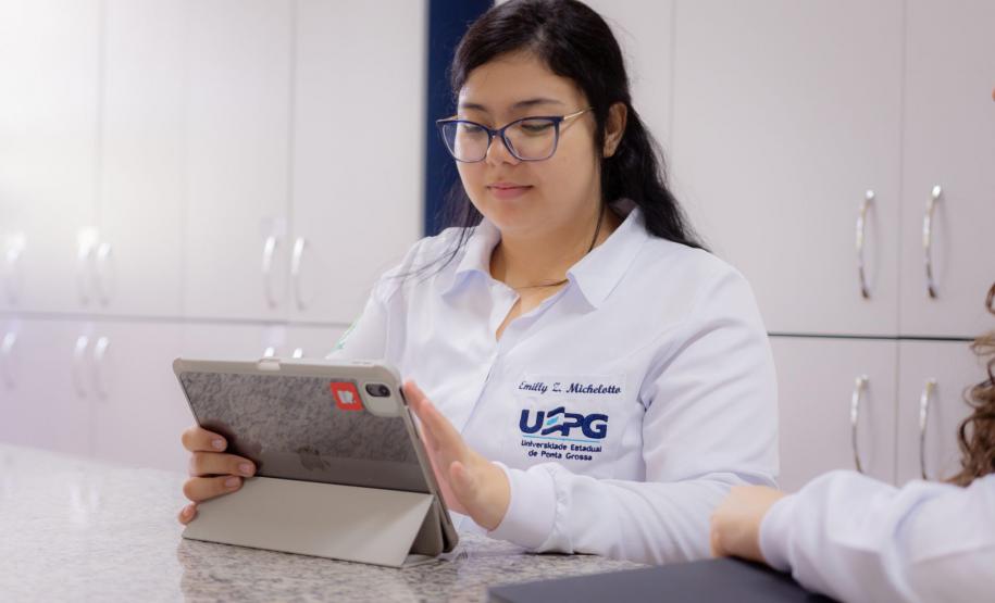 Pesquisa de saúde pública da UEPG analisa qualidade de vida de pessoas com HIV