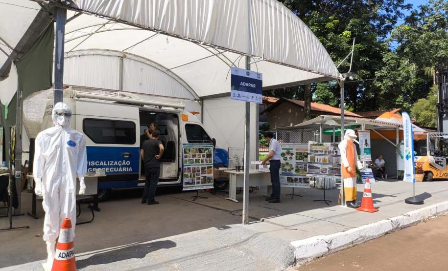 Adapar leva à ExpoLondrina ações sobre combate ao greening e gripe aviária