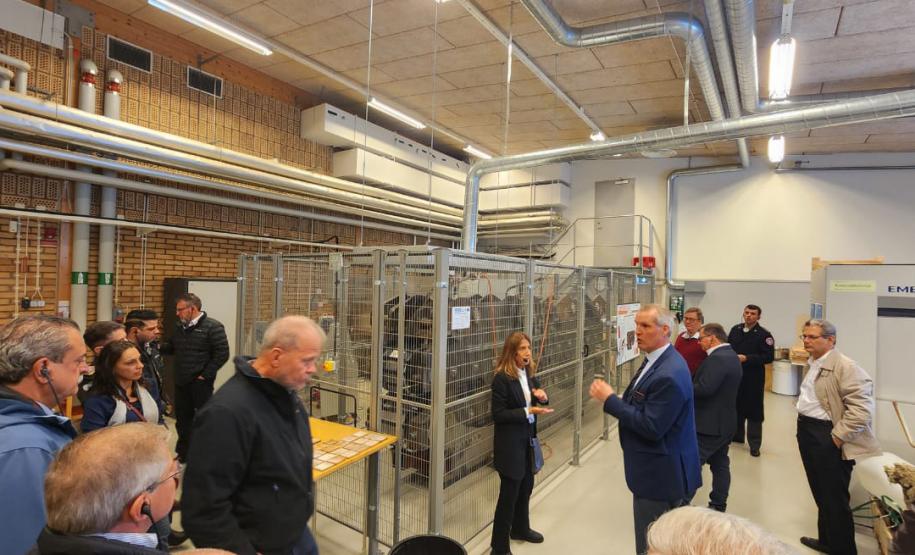 Na Suécia, comitiva paranaense avalia novos potenciais da madeira na construção civil