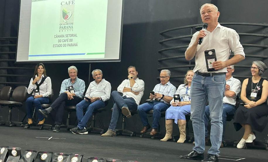 Encontro de cafeicultura reúne mais de 300 participantes na ExpoLondrina