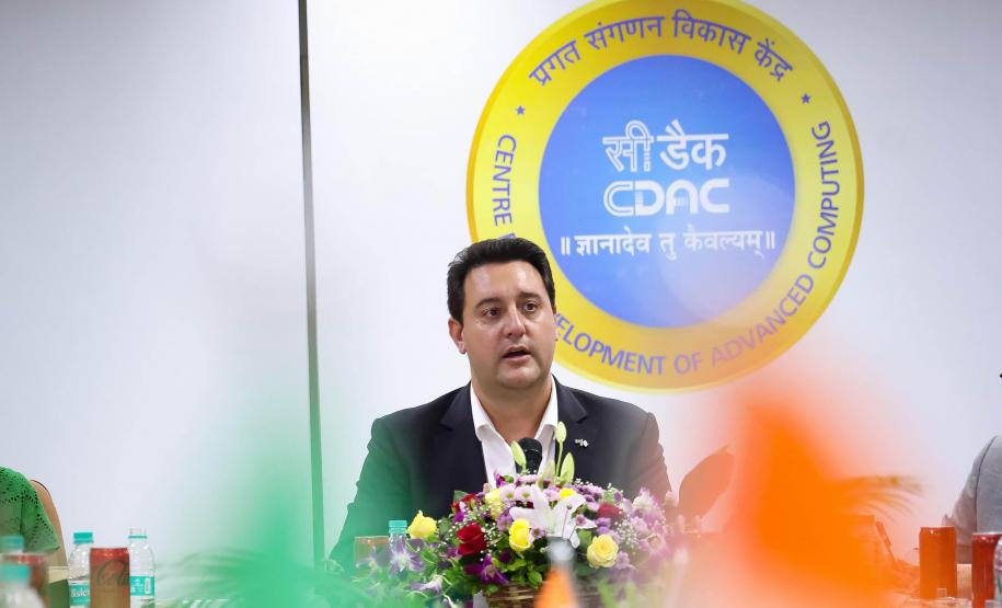 Parceria com a Índia: Governo quer levar supercomputadores para as universidades estaduais