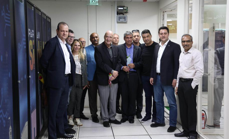 Parceria com a Índia: Governo quer levar supercomputadores para as universidades estaduais