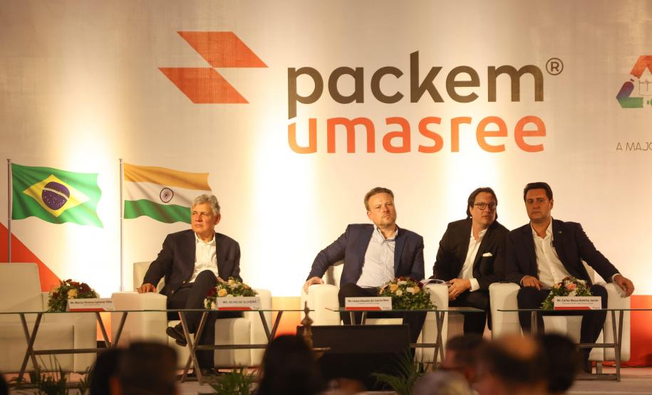 Maior recicladora de garrafas pet do Paraná inaugura fábrica de big bags na Índia