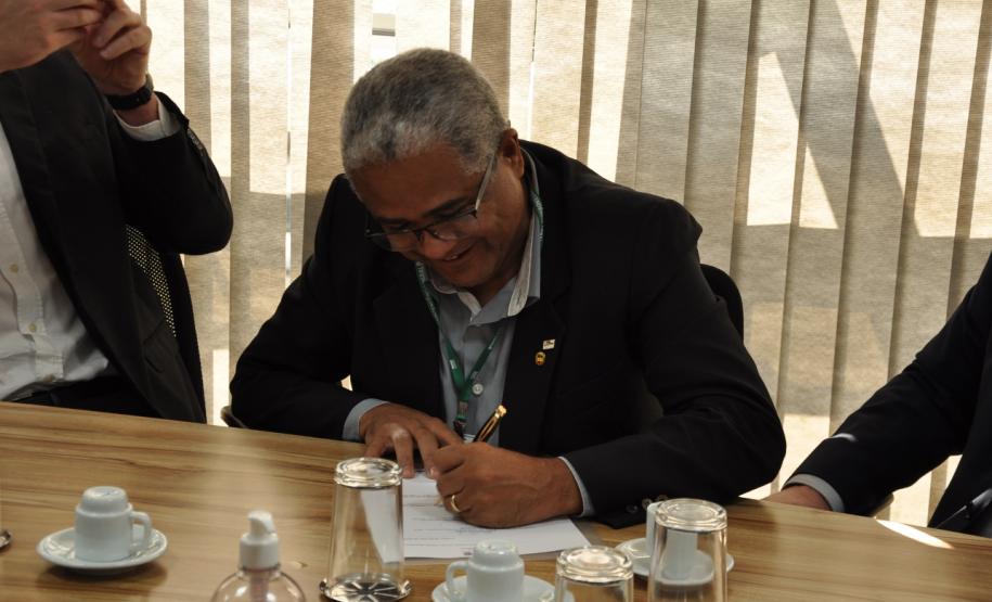 Governo investe R$ 4,5 milhões em centro de inovação com foco na indústria têxtil