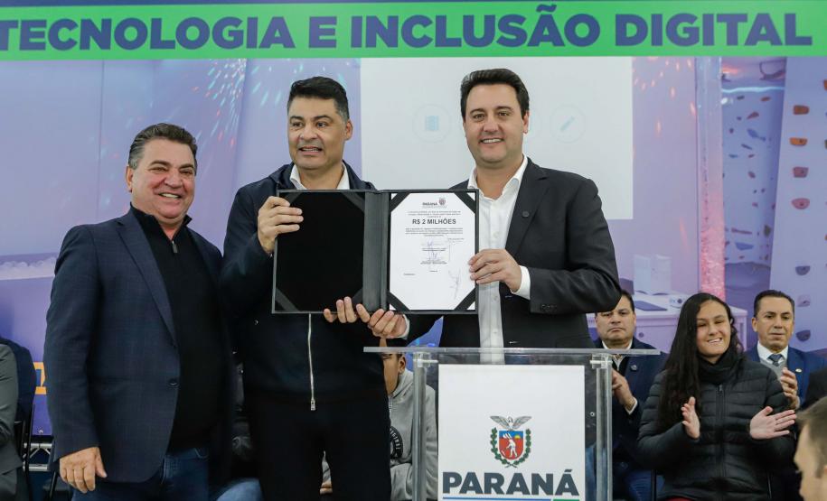 Governador libera R$ 13,8 milhões para inovação e acessibilidade nos municípios