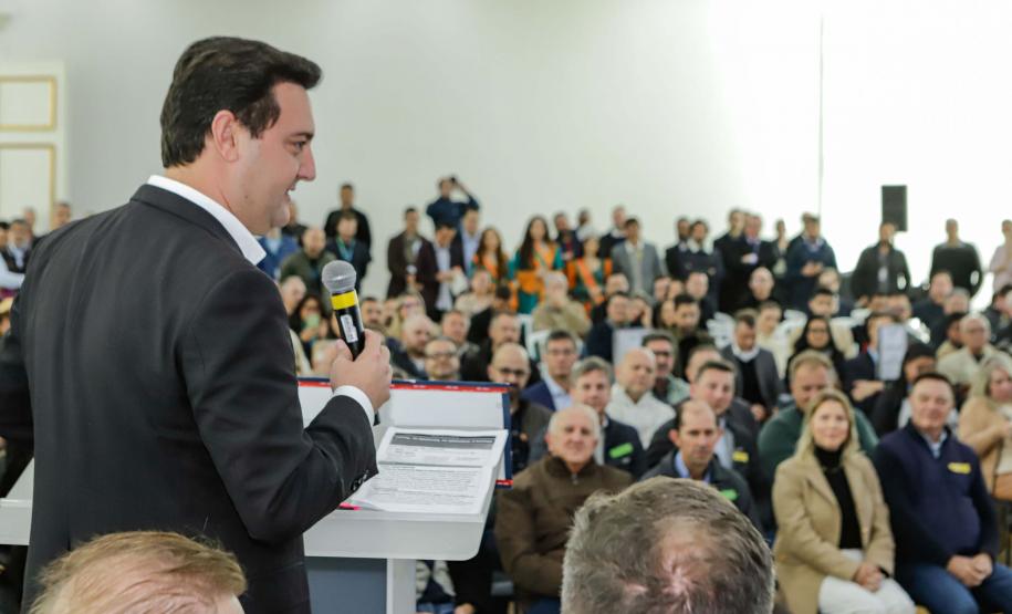 Governador libera R$ 13,8 milhões para inovação e acessibilidade nos municípios