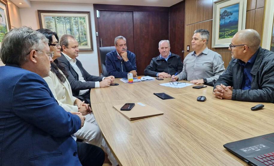 IAT e Unespar investem em pesquisas com microplásticos e proteção de nascentes