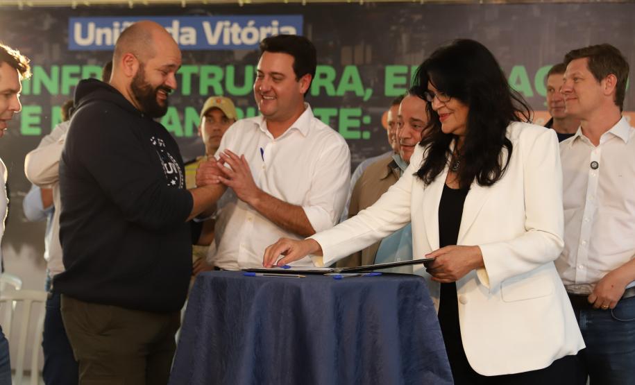 Governador confirma proposta e incorporação do Uniuv pela Unespar avança