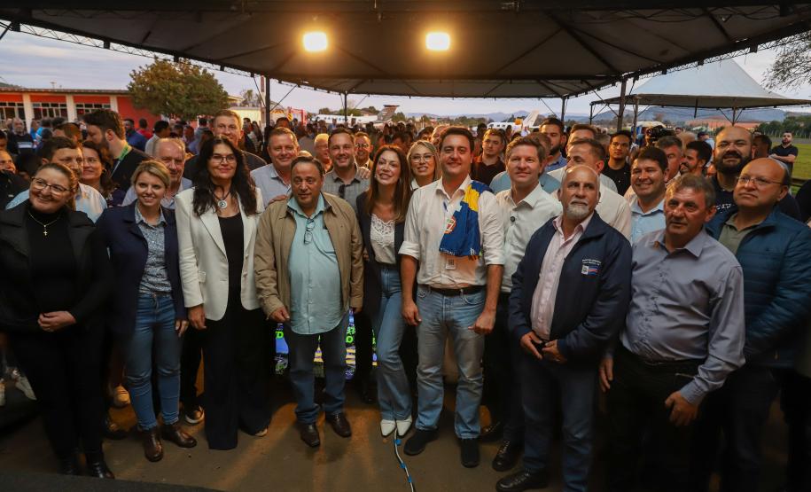 Governador confirma proposta e incorporação do Uniuv pela Unespar avança