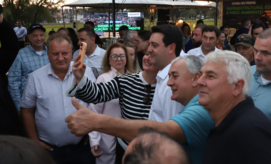 Governador confirma proposta e incorporação do Uniuv pela Unespar avança