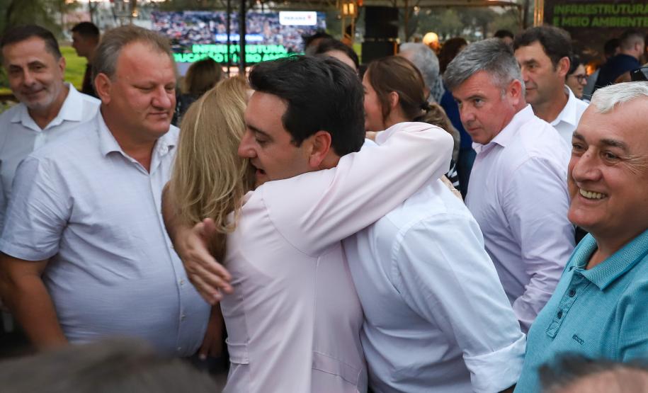 Governador confirma proposta e incorporação do Uniuv pela Unespar avança