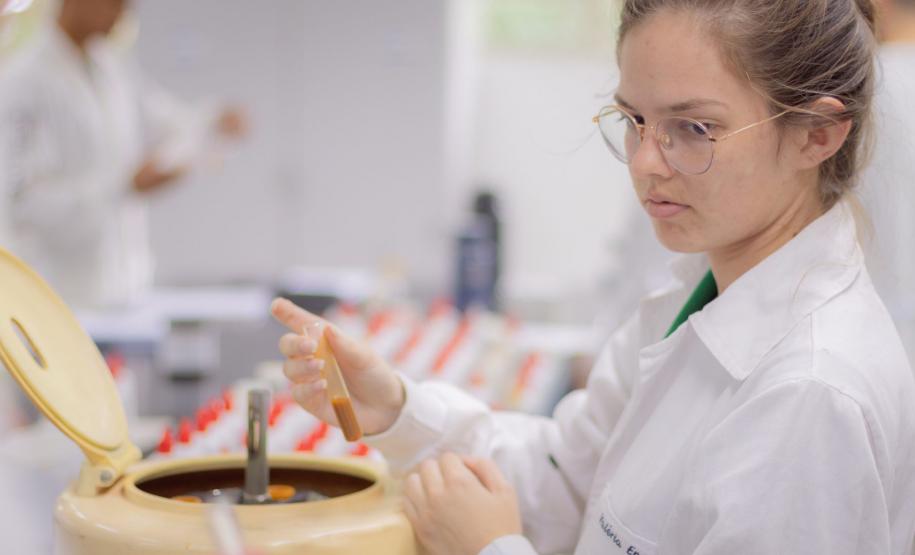 Com 21 anos, curso de Química Tecnológica da UEPG tem alta empregabilidade