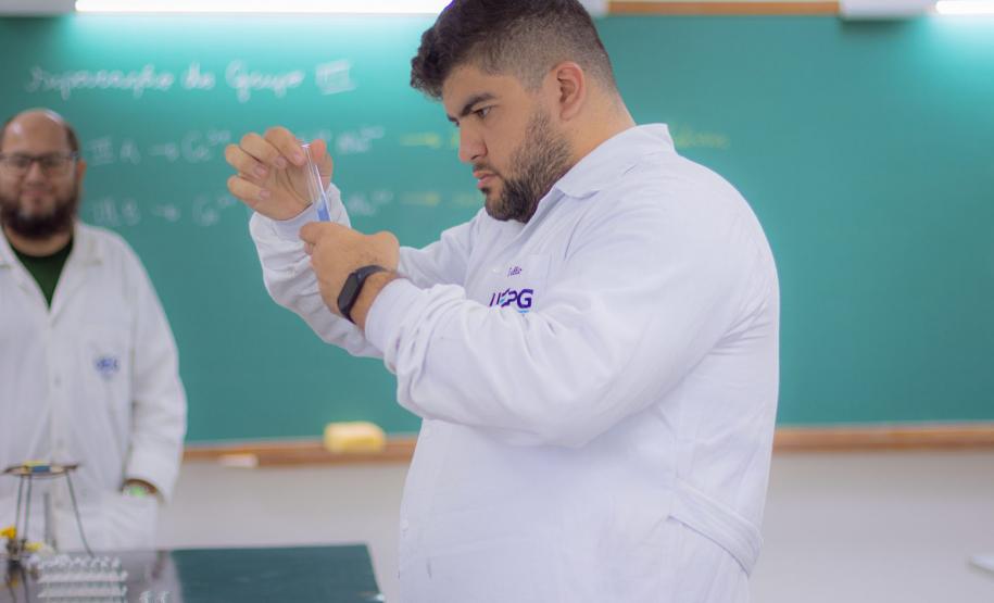 Com 21 anos, curso de Química Tecnológica da UEPG tem alta empregabilidade