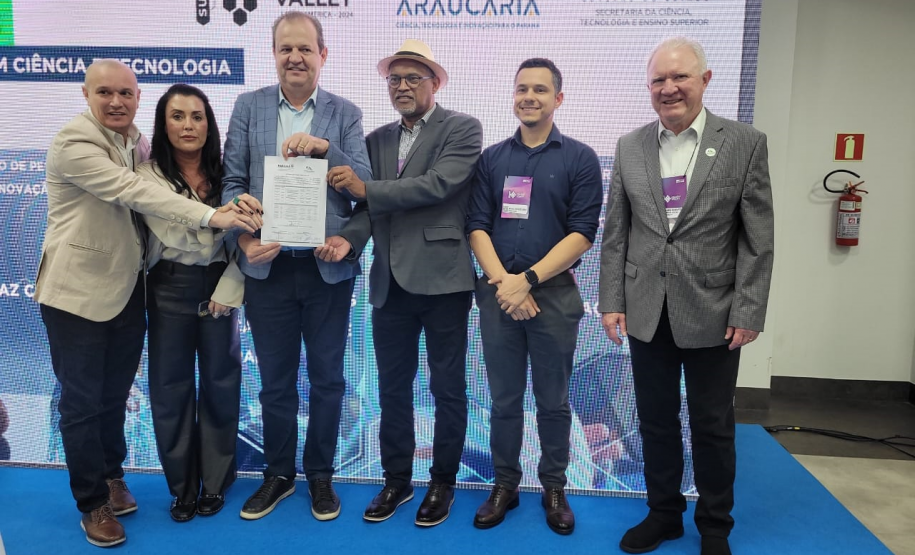 Estado anuncia R$ 9 milhões para investimentos em ciência durante o Summit Iguassu Valley