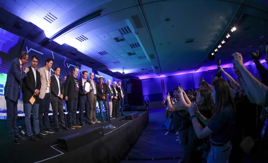 Governo apresenta diretrizes para uso de Inteligência Artificial no serviço público