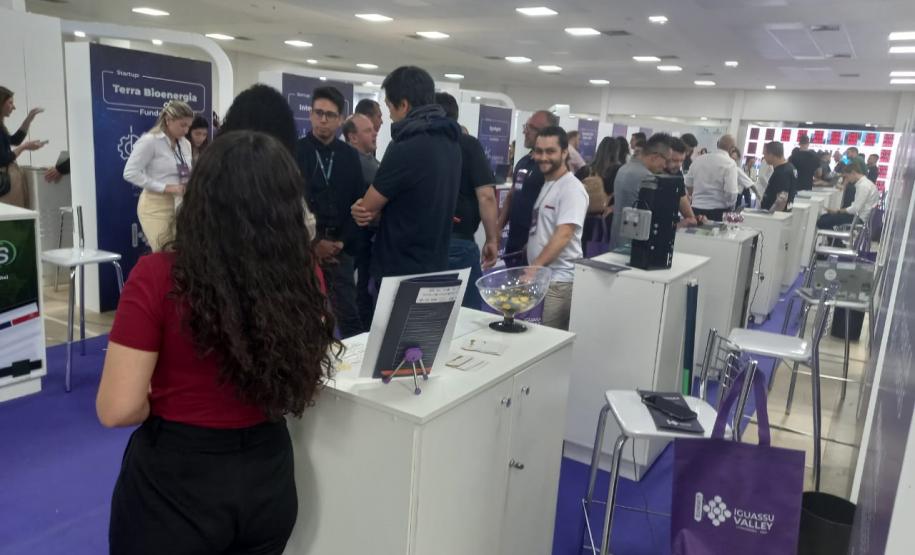 Estado anuncia R$ 9 milhões para investimentos em ciência durante o Summit Iguassu Valley