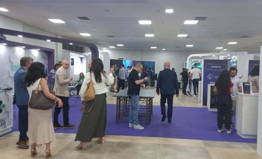 Estado anuncia R$ 9 milhões para investimentos em ciência durante o Summit Iguassu Valley