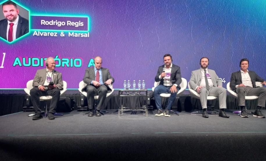 Estado anuncia R$ 9 milhões para investimentos em ciência durante o Summit Iguassu Valley