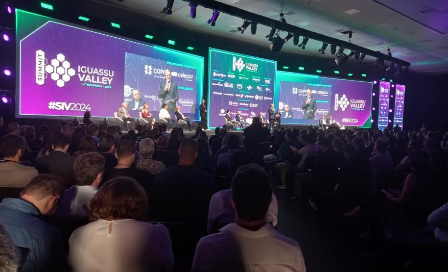 Estado anuncia R$ 9 milhões para investimentos em ciência durante o Summit Iguassu Valley