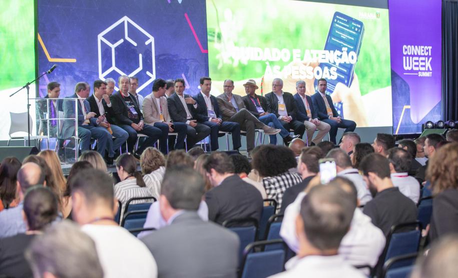 Tecpar e Sebrae-PR formalizam parceria em projeto de inovação em saúde e biotecnologia