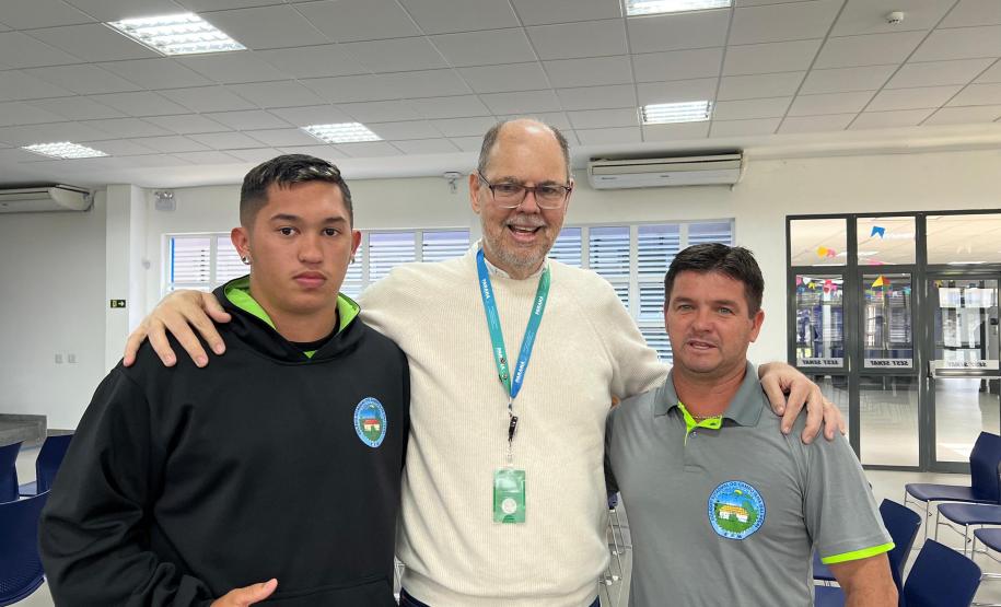 Talento Tech-PR distribui 100 notebooks para municípios e alunos do Litoral