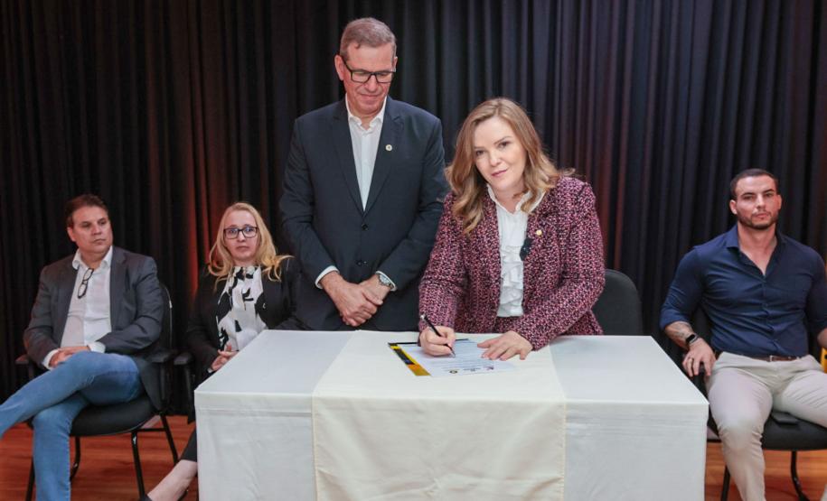 Estado qualificará 10 mil mulheres em situação de vulnerabilidade socioeconômica