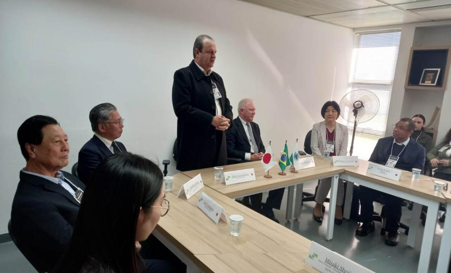 Paraná firma acordo para intercâmbio de estudantes com universidade do Japão
