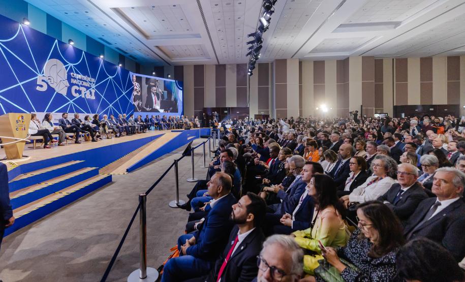 Paraná discute diretrizes para a ciência, tecnologia e inovação em conferência em Brasília