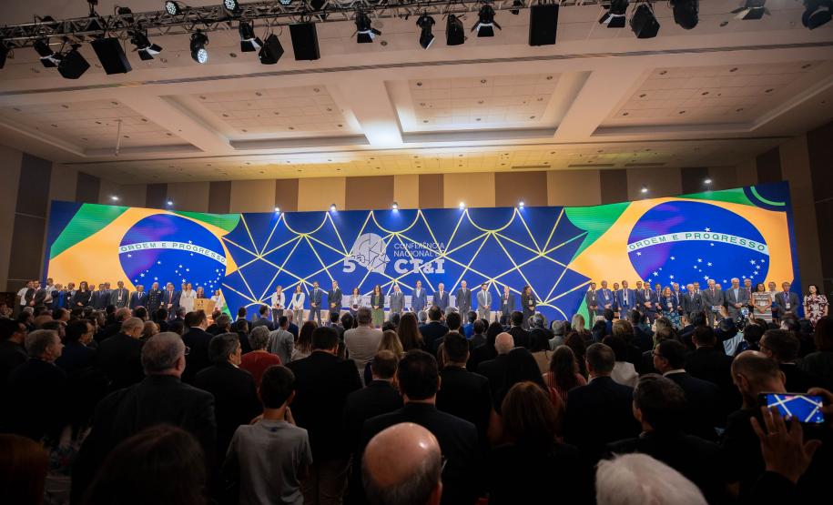 Paraná discute diretrizes para a ciência, tecnologia e inovação em conferência em Brasília