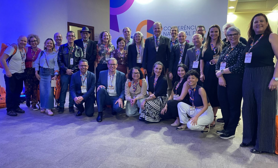 Paraná discute diretrizes para a ciência, tecnologia e inovação em conferência em Brasília