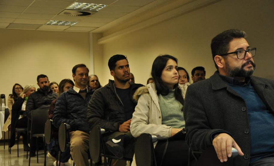 Estado certifica concluintes de residência para modernização de serviços públicos