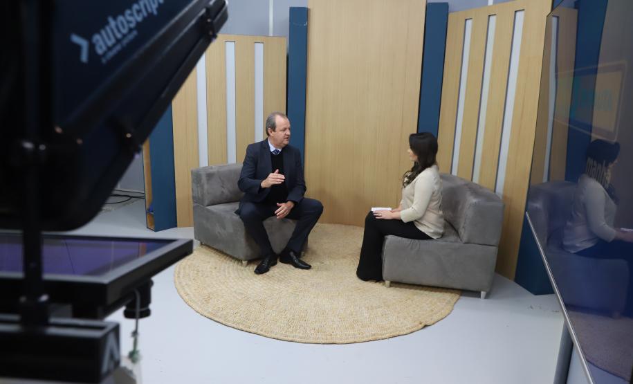 Secretário detalha avanço da ciência e tecnologia em entrevista à TV Paraná Turismo