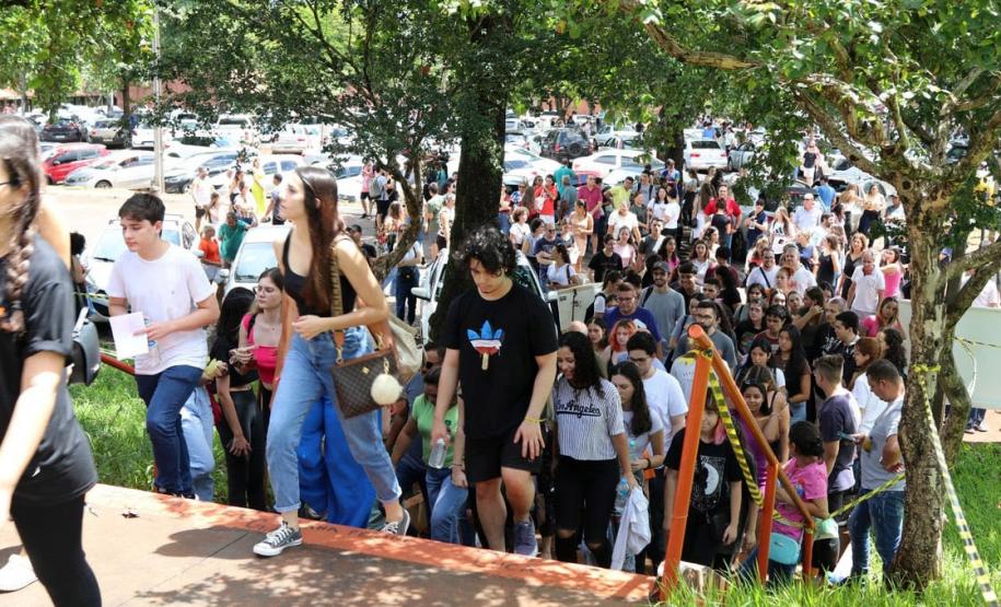 Inscrições para o Vestibular 2025 da UEL abrem nesta quinta-feira