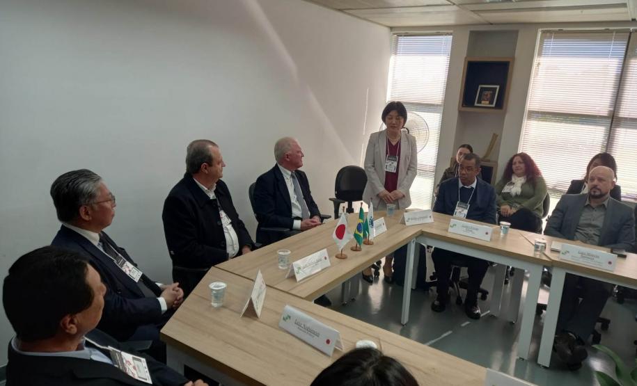 Paraná firma acordo para intercâmbio de estudantes com universidade do Japão