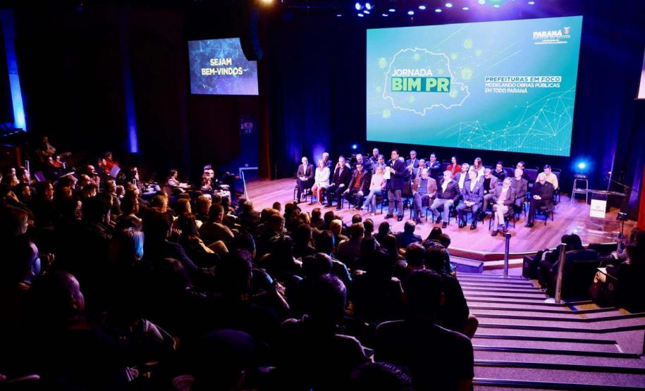 Governo anuncia especialização em metodologia BIM para qualificar servidores públicos